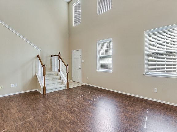 4th image of 4158 Kyndra Cir