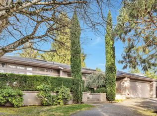 7622 NE 14th St, Medina, WA 98039