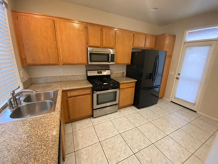 8351 Gold Coast Dr #3 — Photo 6