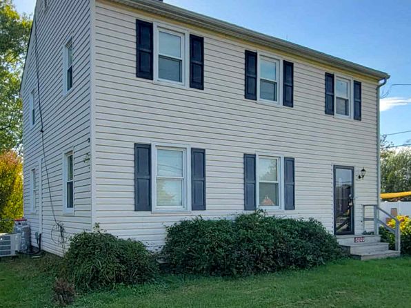 3800 Main St