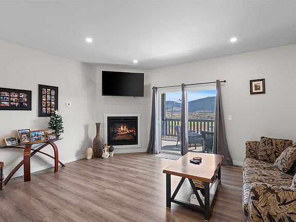 5th image of 2743 Grandview Hts
