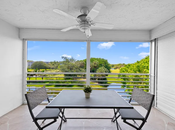 3510 Oaks Way #406, Pompano Beach, FL 33069
