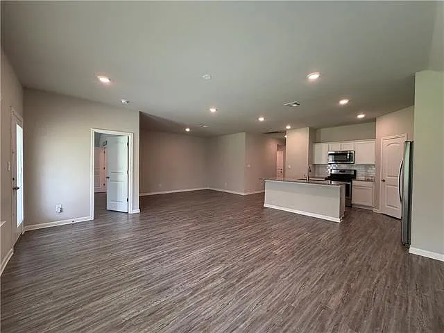 240 Pretty Acres Ave — Photo 5