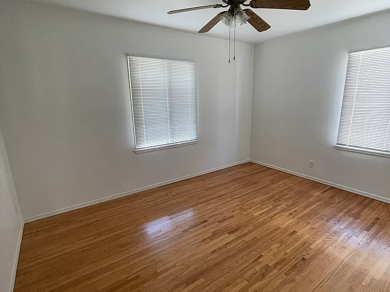 6048 Hardwick St — Photo 17