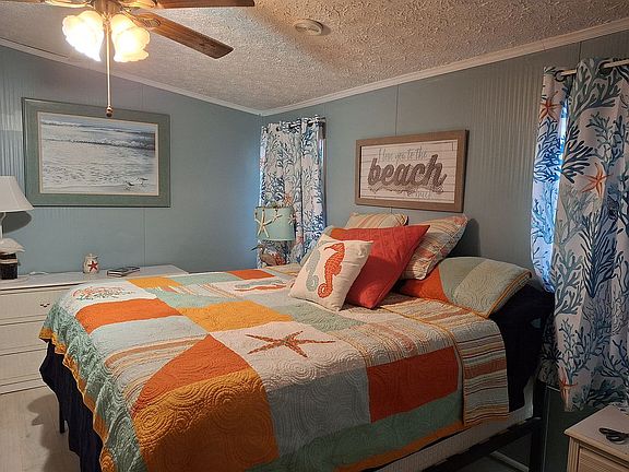 5th image of 350 Red Barn Rd #571