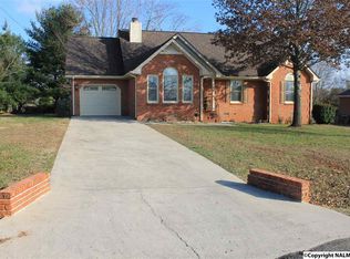 101 Gerald Dr, Hazel Green, AL 35750