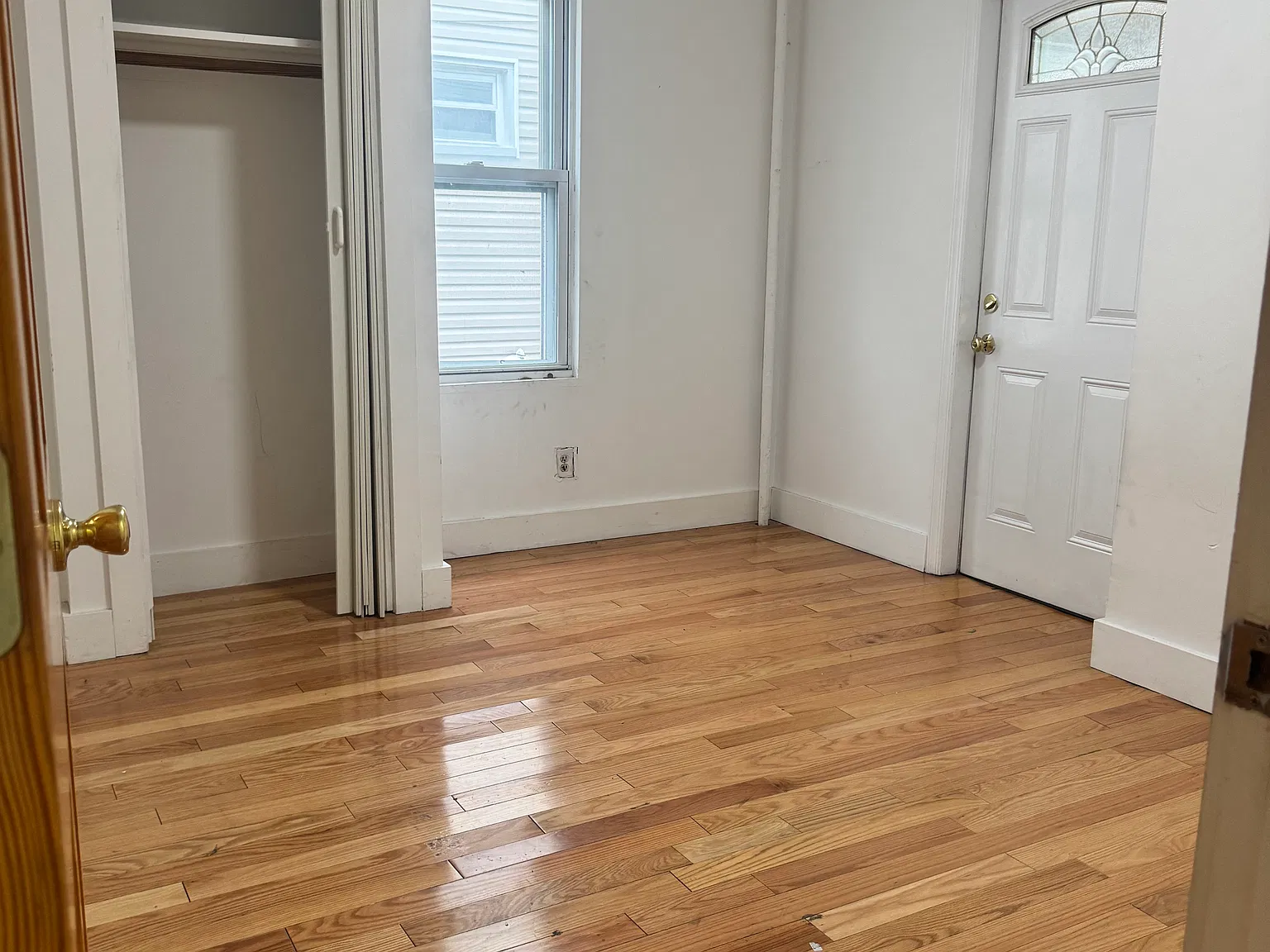 130th St, South Richmond Hill — Photo 4