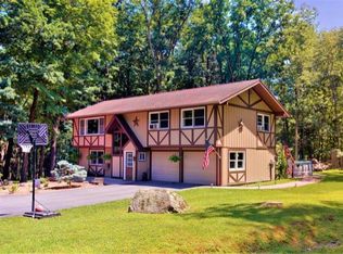 118 Pond Dr, Matamoras, PA 18336