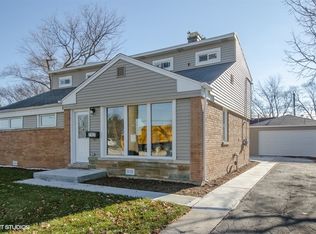 7107 Simpson St, Morton Grove, IL 60053