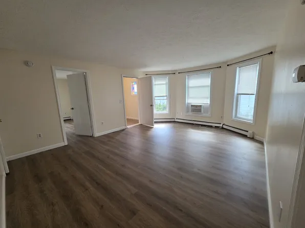 288-290 Pearl St #288-1, Manchester, NH 03104