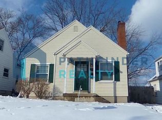 335 Sandhurst Dr, Dayton, OH