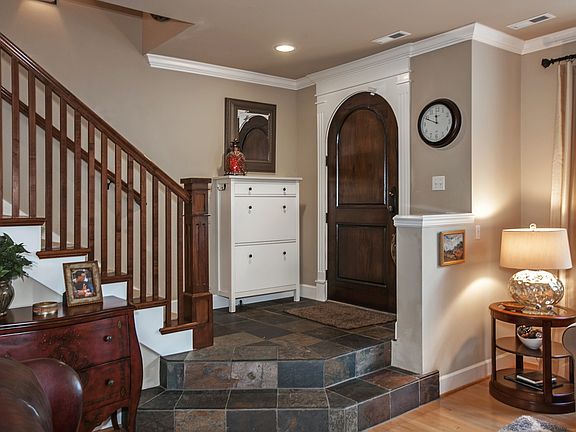 5th image of 2654 NE Park Dr