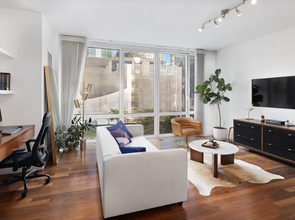 10 West End Avenue image 1 of 5