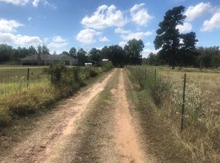 1081 Fir Rd, Gladewater, TX 75647