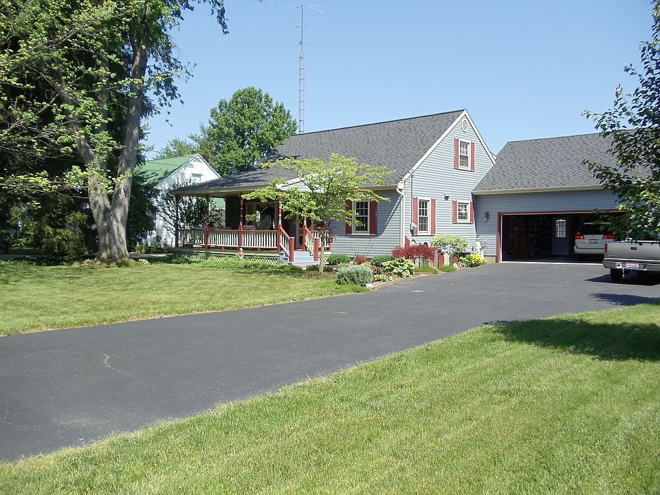 102 W. Washington St.