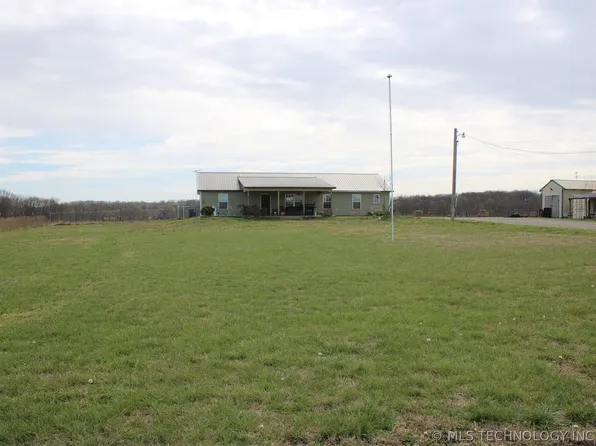 25568 E 320th Rd, Chelsea, OK 74016