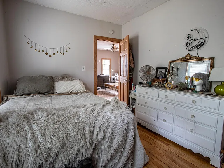 630 Quincy St NE #2 — Photo 8