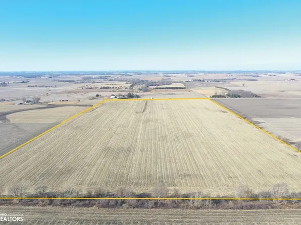 Burton Ave, Waterloo, IA 50703