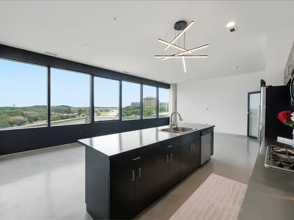 5601 Smetana Dr Unit 712, Minnetonka, MN 55343