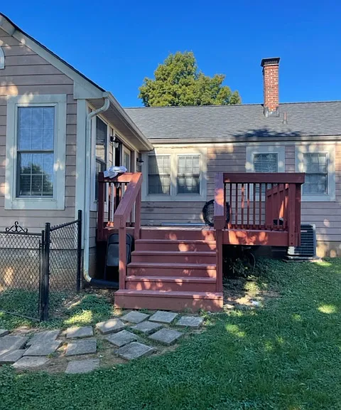 225 Demaree Dr — Photo 12