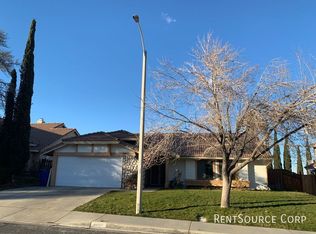 4621 Vitrina Ln, Palmdale, CA 93551