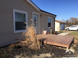 887 E 1900th Rd, Eudora, KS 66025