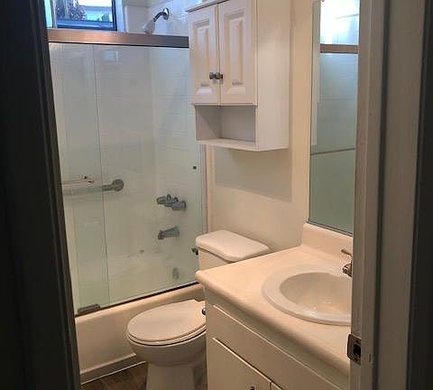 5th image of 3142 Newton St APT 104B
