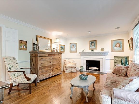 5th image of 1611 Swansbury Dr