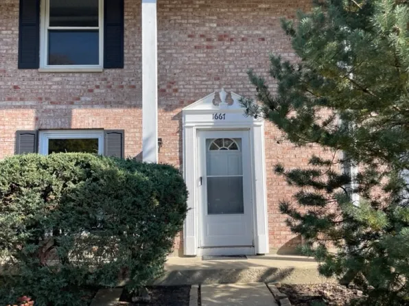 1667 McKool Ave, Streamwood, IL 60107