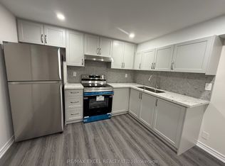 71 Grainger Cres, Ajax, ON L1T 4Y6