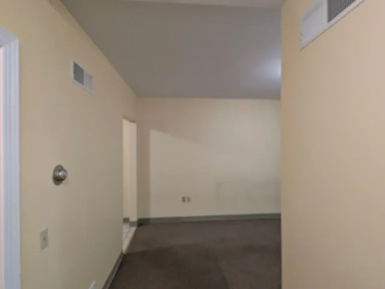 320 E Lincoln Ave — Photo 17
