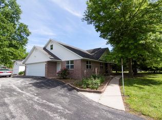 3403 N 2nd St, Rogers, AR 72756