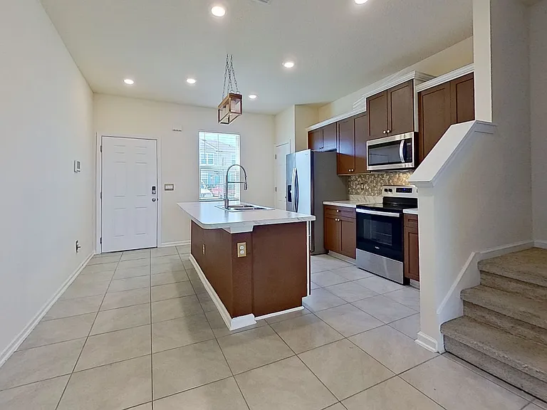 106 Red House Cir — Photo 6