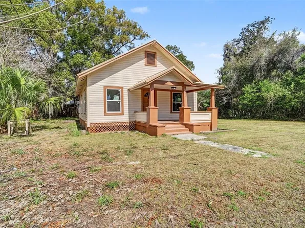 727 Wood St, Deland, FL 32724