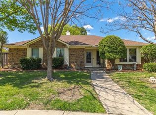 409 Kingsbridge Ct, Garland, TX 75040