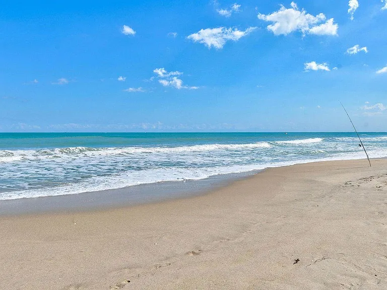 3200 N Hwy #A1A-209 — Photo 5