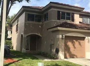 9725 NW 23rd Ct, Pembroke Pines, FL 33024