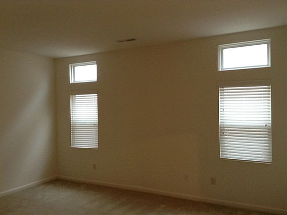 3rd image of 5540 Wetherly Dr