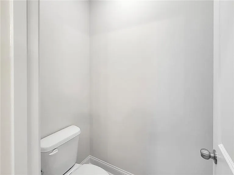5100 Hillington Way — Photo 15