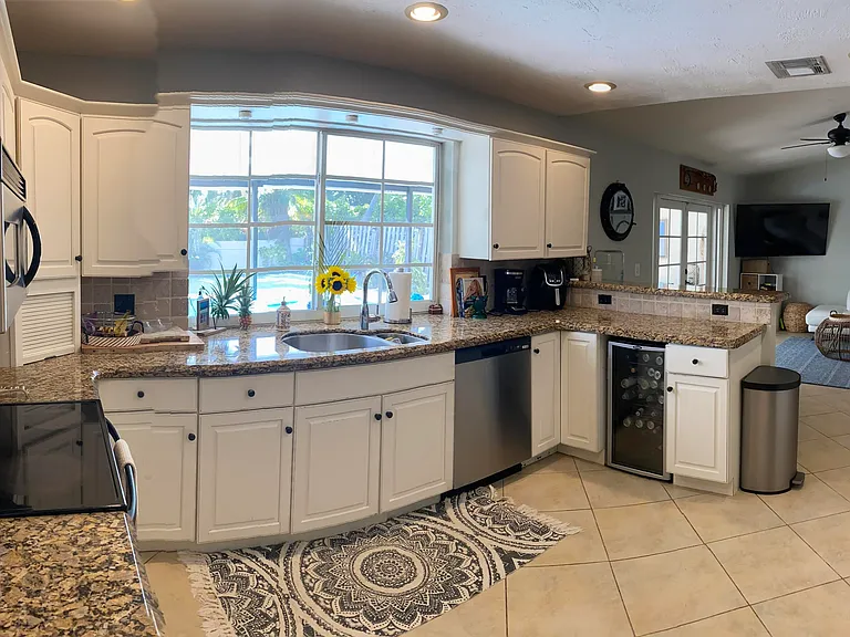 9928 Moss Pond Dr — Photo 6