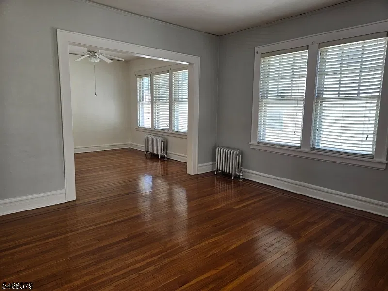 2 bed, 1.0 bath, $2,400 — Photo 3