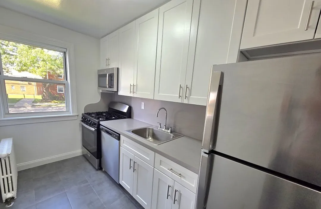 2 bed, 890 sqft, $2,650 — Photo 4