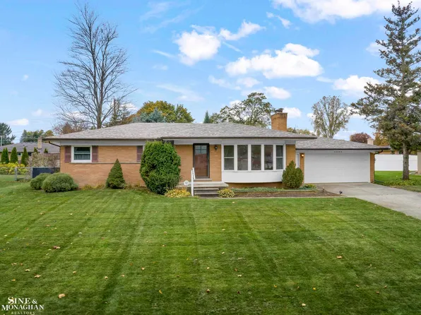 53249 Villa Cir, Shelby Township, MI 48316