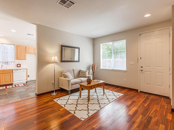 5th image of 1120 Eaglewood Ct