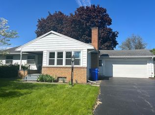 37 High Point Trl, Rochester, NY 14609
