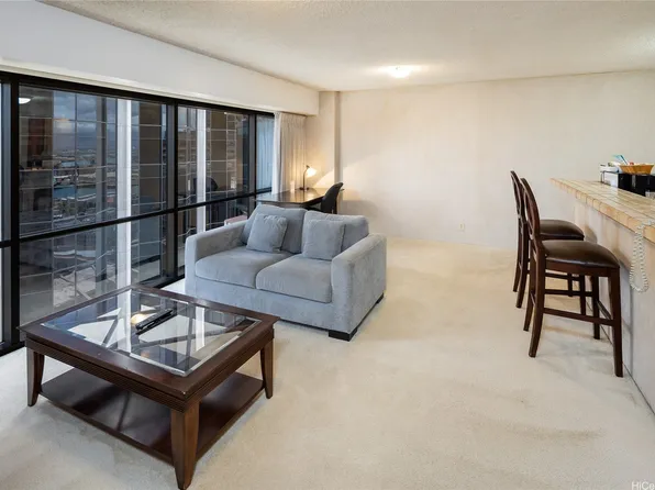 1088 Bishop St APT 2610, Honolulu, HI 96813