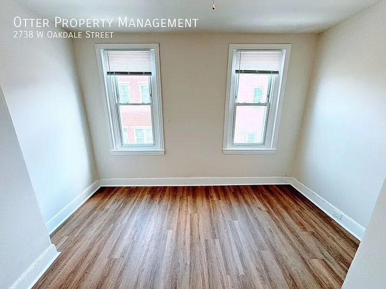2738 W Oakdale St — Photo 19