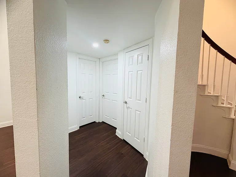 434 Moonlight Way — Photo 5