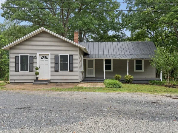 10049 Oakville Rd, Gladstone, VA 24553