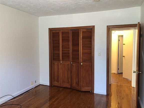 5th image of 10705 Wurdack Ave